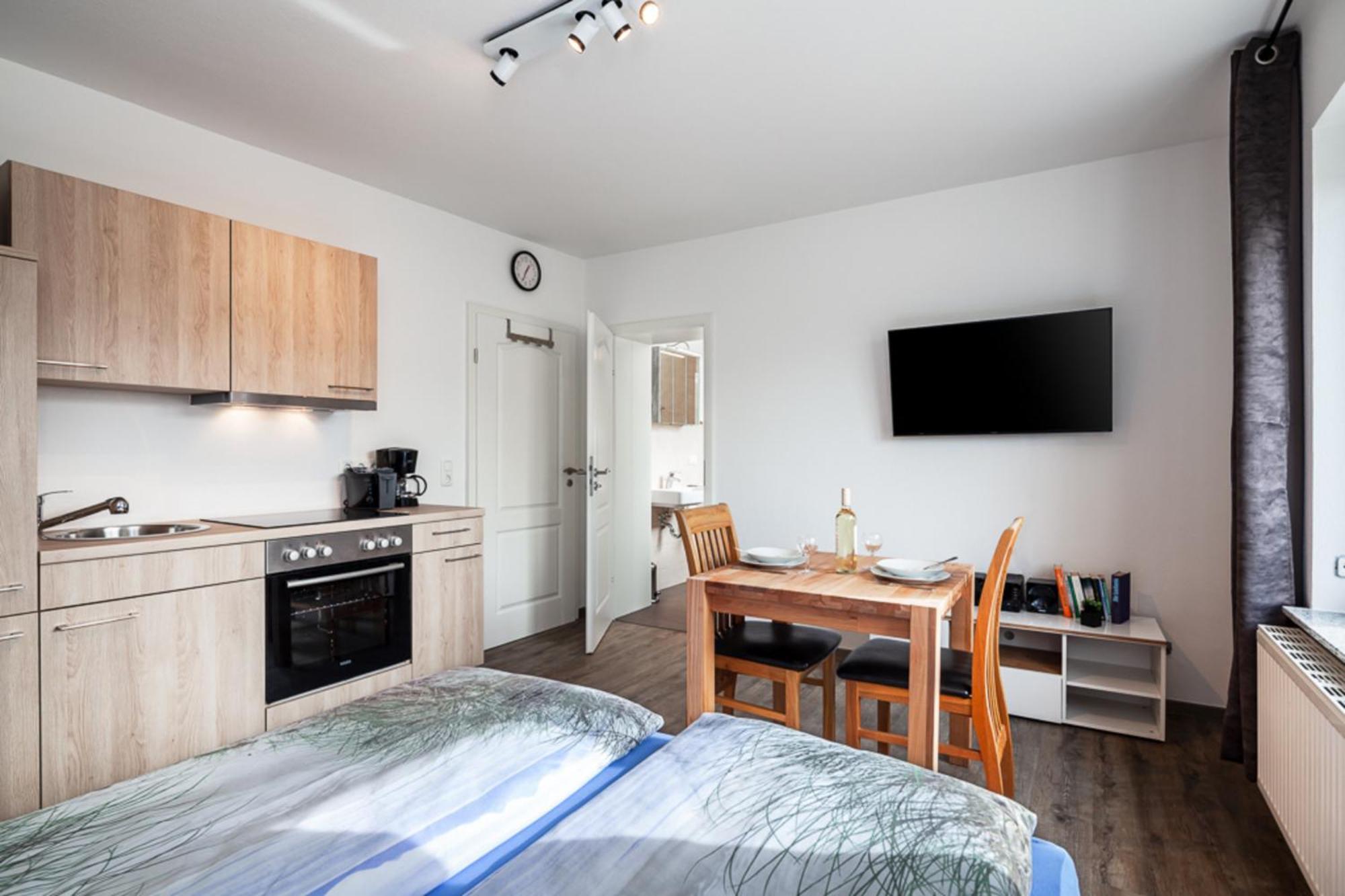 Ferienwohnung Chihuahua Thiessow Ngoại thất bức ảnh